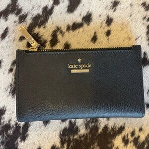 Leila Small Slim Bifold Wallet